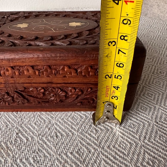 Vintage Hand-Carved Wooden Jewelry Box with Inlaid Floral Design 6x4" India - Picture 3 of 12